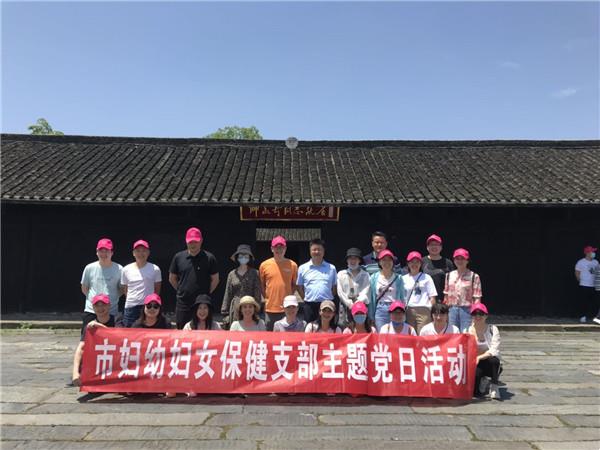 4ea0cb754c7945fc945e099e38a66e4f.jpg 4ea0cb754c7945fc945e099e38a66e4f.jpg