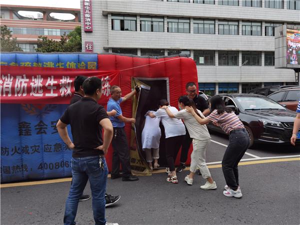 a78848e79d3f46e9be9d7c5bfcaded71.jpg a78848e79d3f46e9be9d7c5bfcaded71.jpg