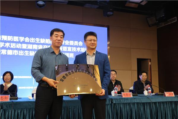 1c086fb64bc947ba97e9e83a2ea3196f.jpg 1c086fb64bc947ba97e9e83a2ea3196f.jpg