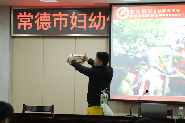 IMG_5719.jpg IMG_5719.jpg