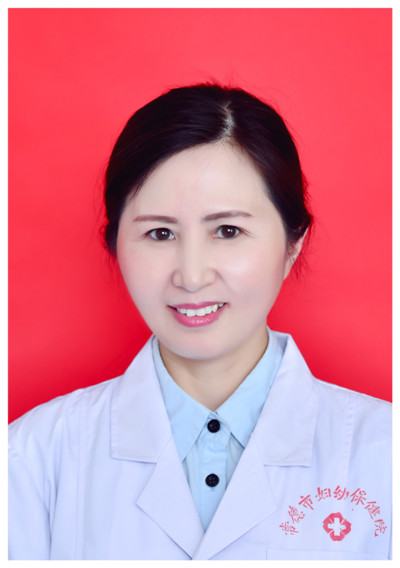 胡弘霞.jpg 胡弘霞.jpg